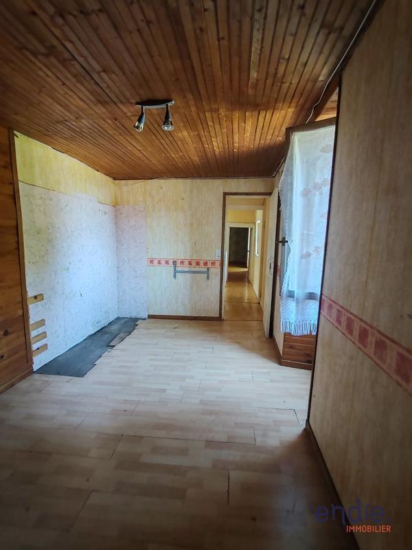 Maison - 143 m² - 5 pièces