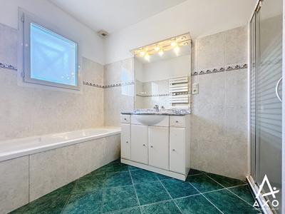 Maison - 107 m² - 5 pièces