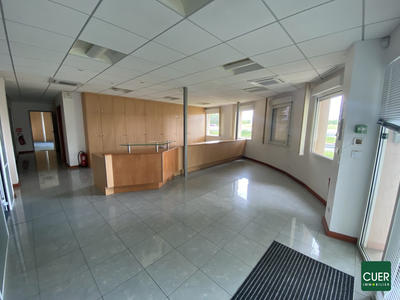 Local commercial - 209 m² - 5 pièces