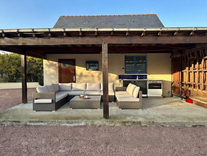 Maison traditionnelle - 233 m² - 9 pièces