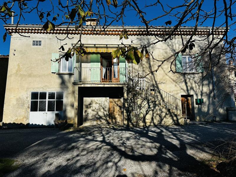 Maison - 90 m² - 6 pièces