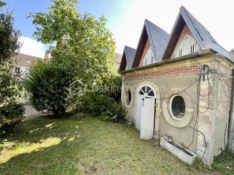 Maison bourgeoise - 426 m² - 14 pièces