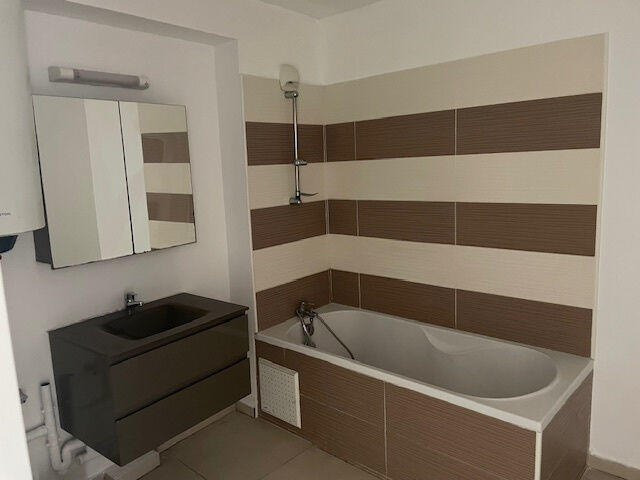 Appartement - 74 m² - 3 pièces