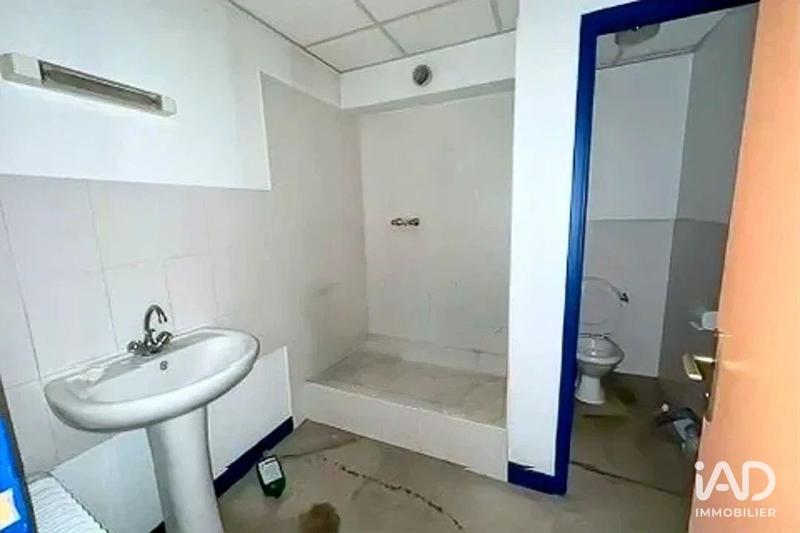 Local commercial - 200 m²