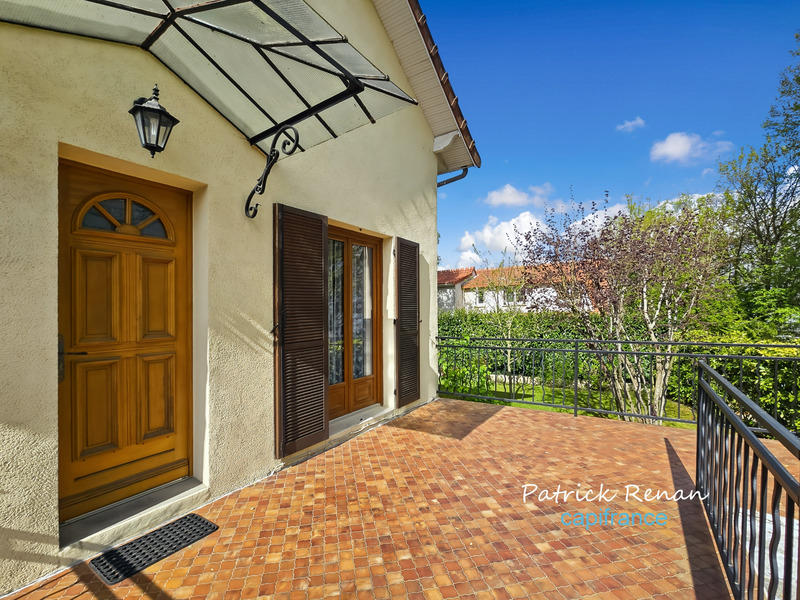 Maison - 100 m² - 6 pièces