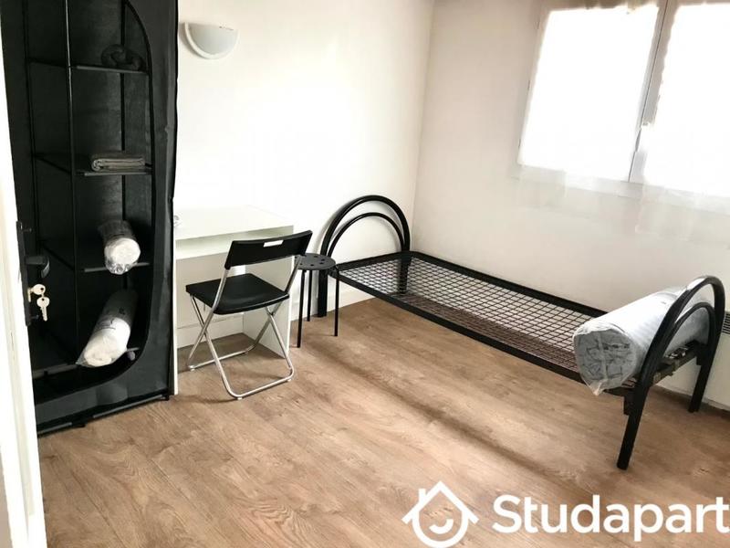 Chambre - 7 m² - 1 pièce