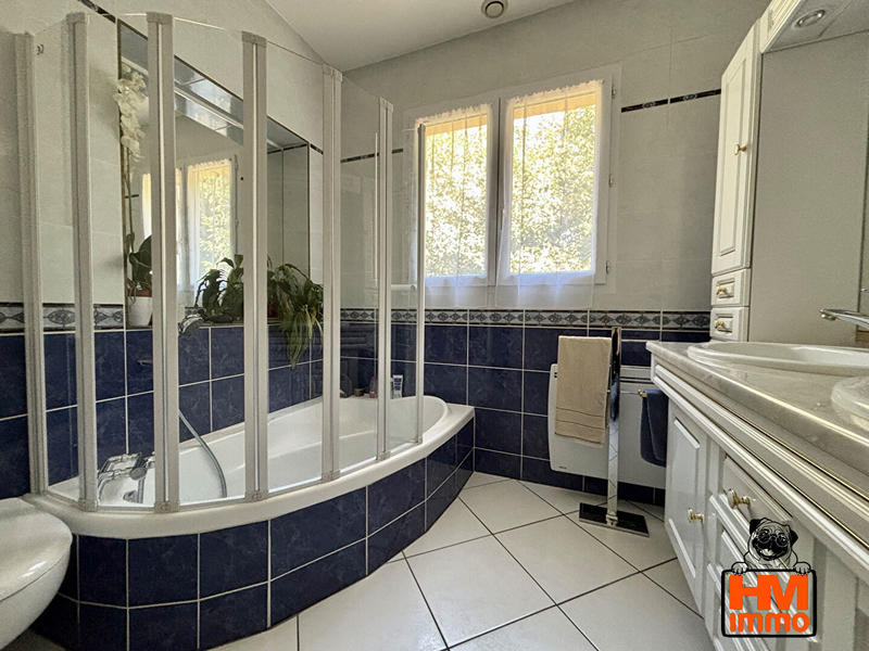 Maison - 147 m² - 6 pièces