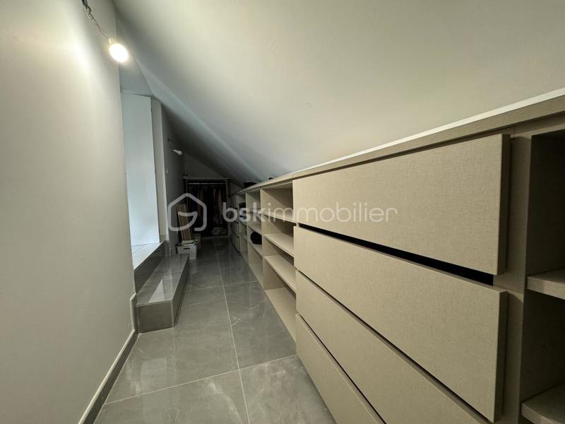 Maison - 145 m² - 6 pièces