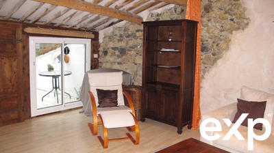 Maison traditionnelle - 81 m² - 3 pièces