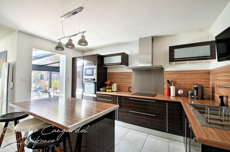 Maison - 140 m² - 6 pièces