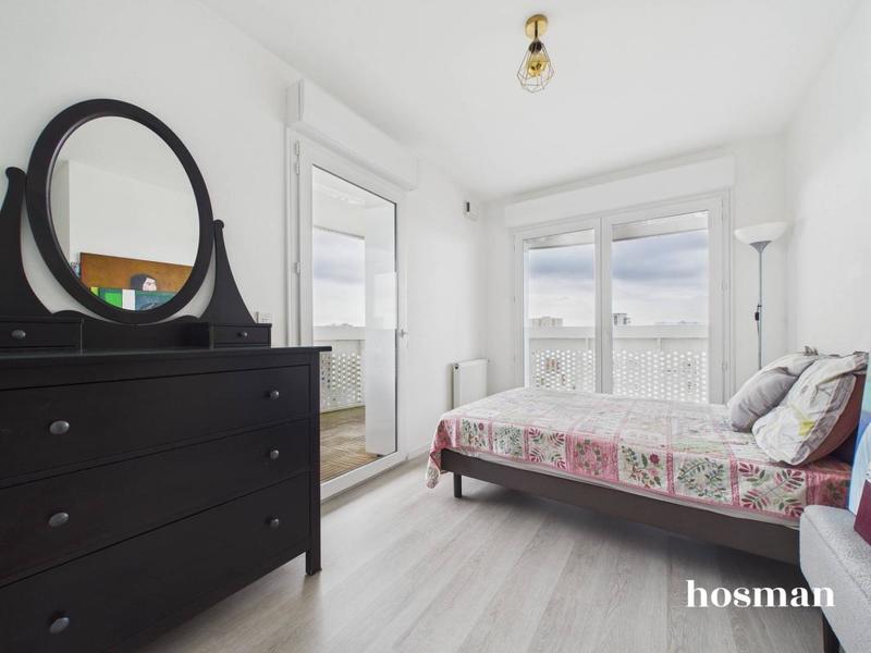 Appartement - 90 m² - 4 pièces