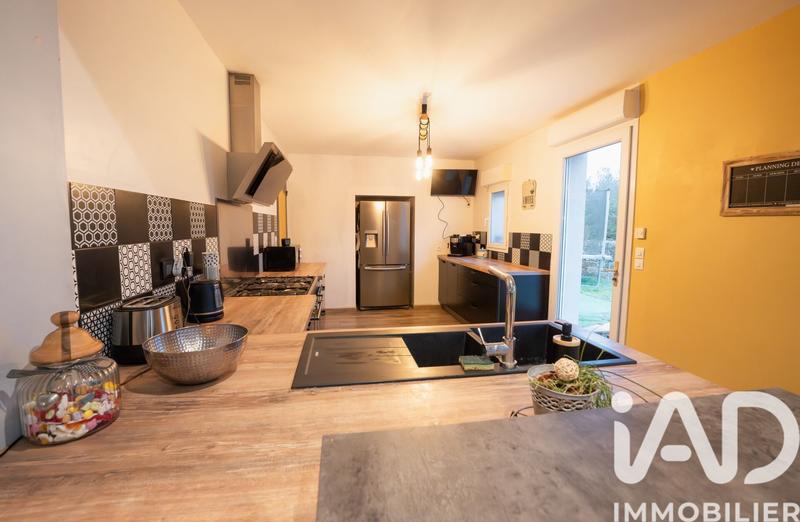 Maison - 179 m² - 9 pièces