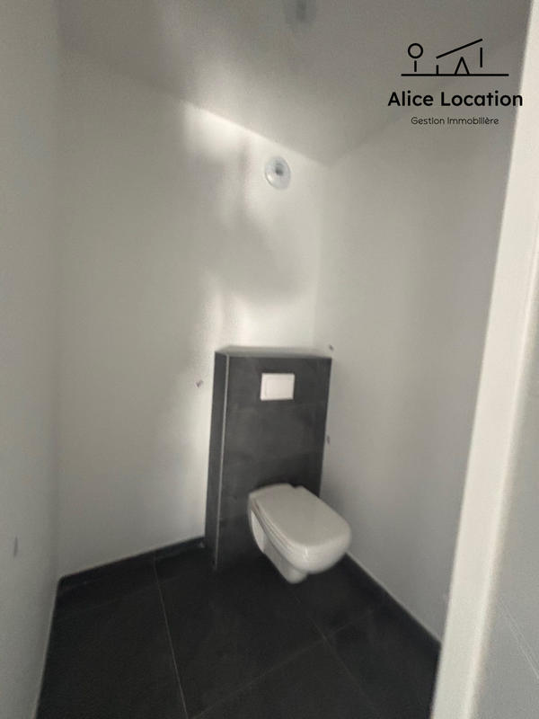 Appartement - 83 m² - 3 pièces