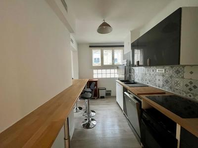 Appartement - 85 m² - 4 pièces