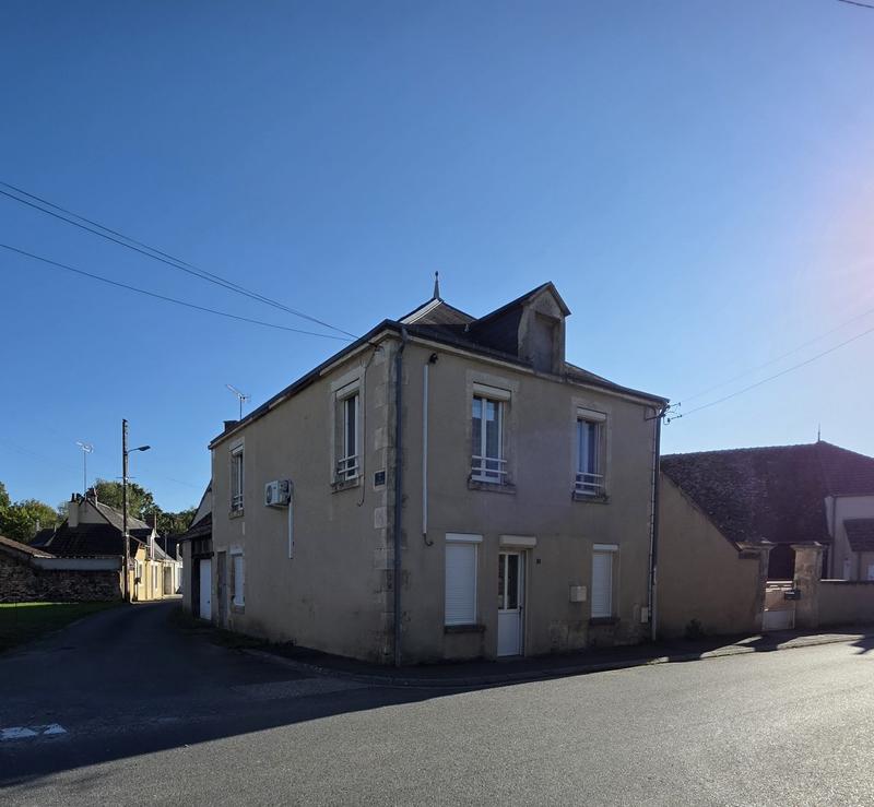 Maison - 99 m² - 4 pièces