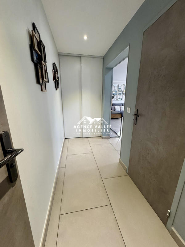 Maison traditionnelle - 160 m² - 7 pièces