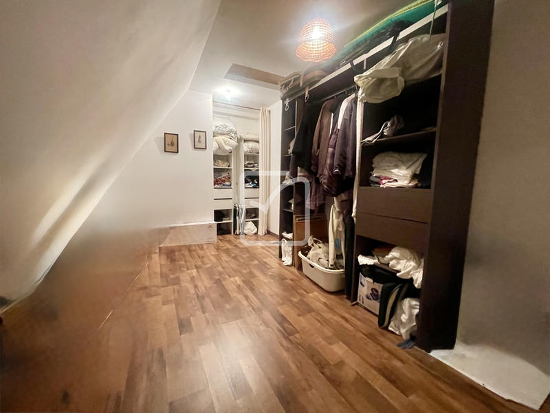 Maison - 160 m² - 8 pièces