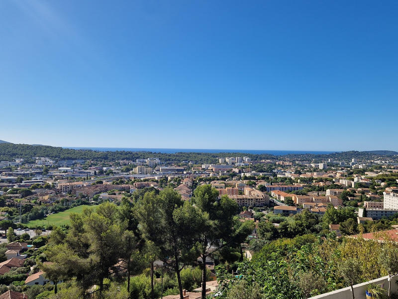 Maison - 176 m² - 6 pièces