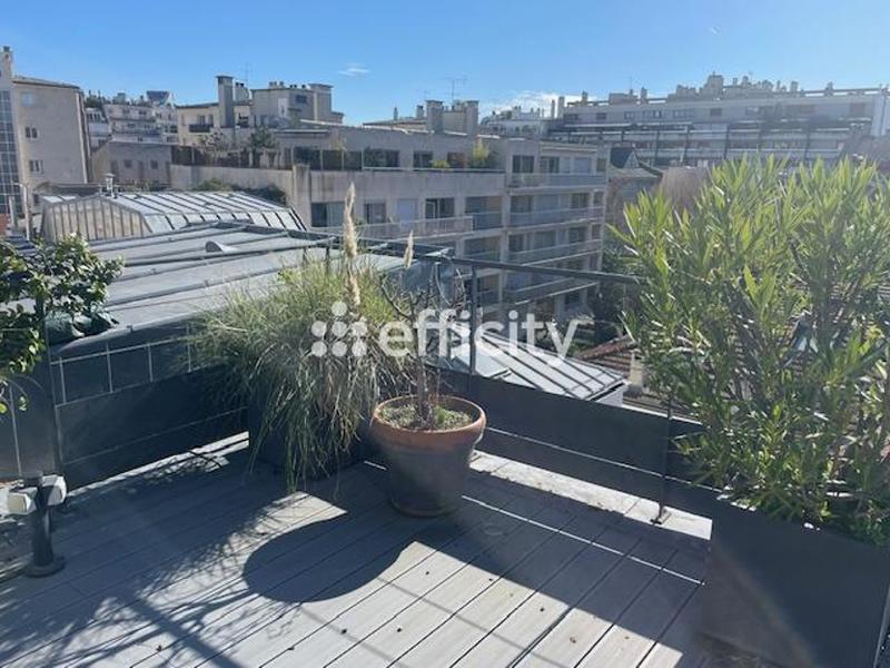 Penthouse - 170 m² - 6 pièces