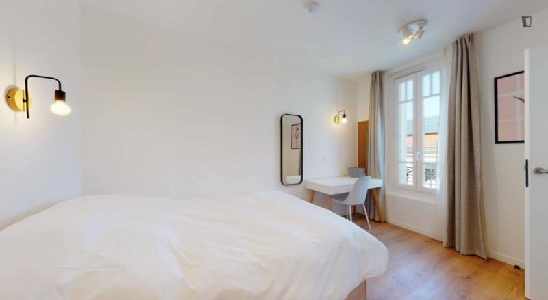 Chambre - 15 m² - 9 pièces