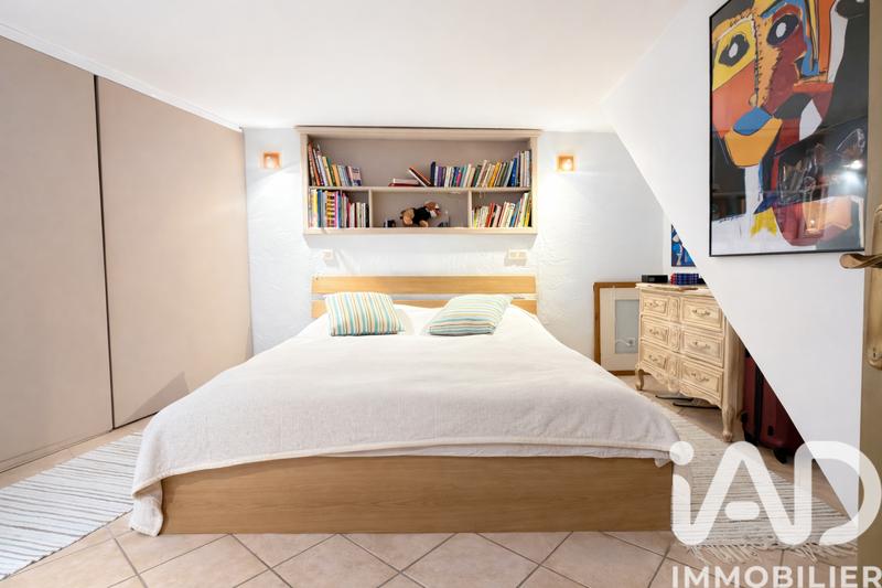 Appartement - 160 m² - 6 pièces