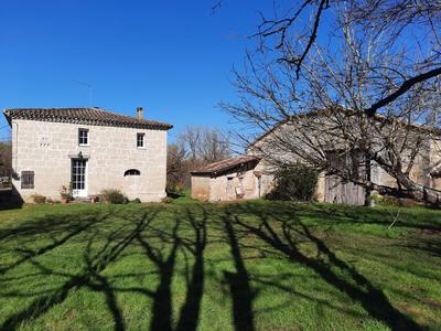 Appartement - 182 m² - 11 pièces