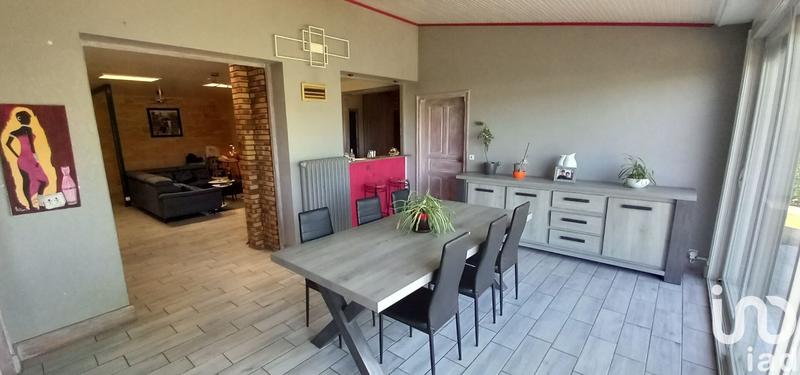 Maison - 195 m² - 9 pièces