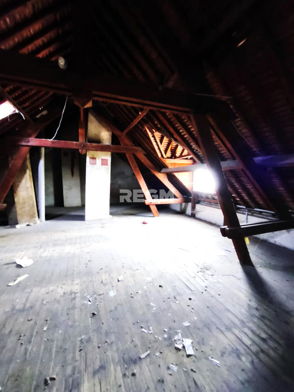 Maison - 167 m² - 6 pièces