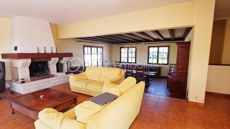 Villa - 260 m² - 8 pièces