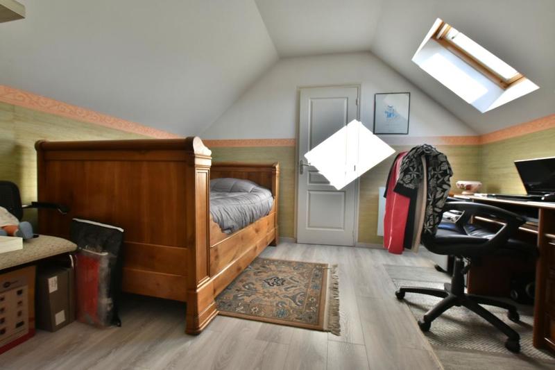 Maison - 102 m² - 5 pièces