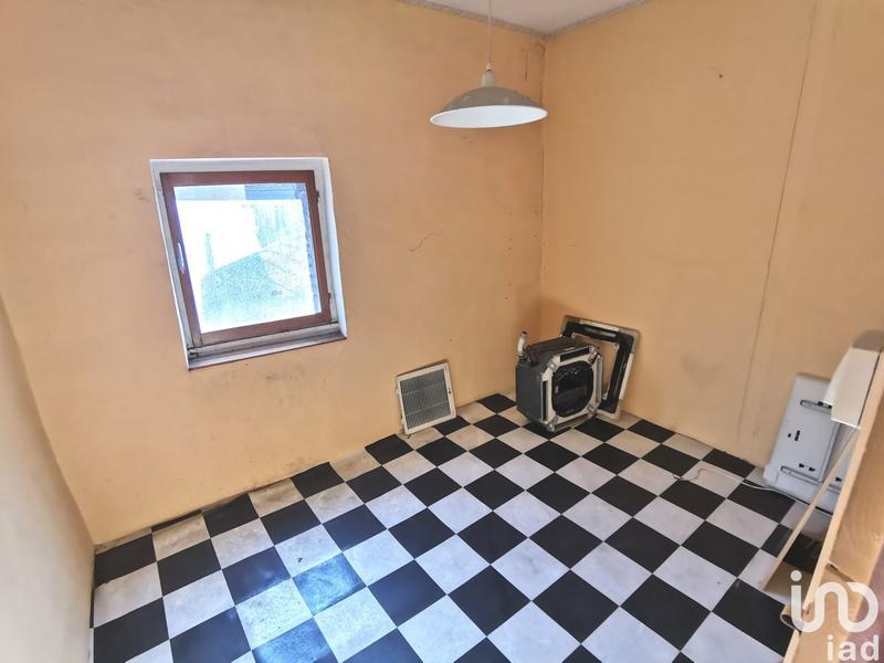 Local commercial - 200 m² - 4 pièces