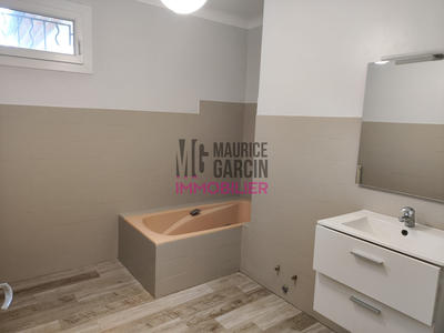 Maison - 143 m² - 5 pièces