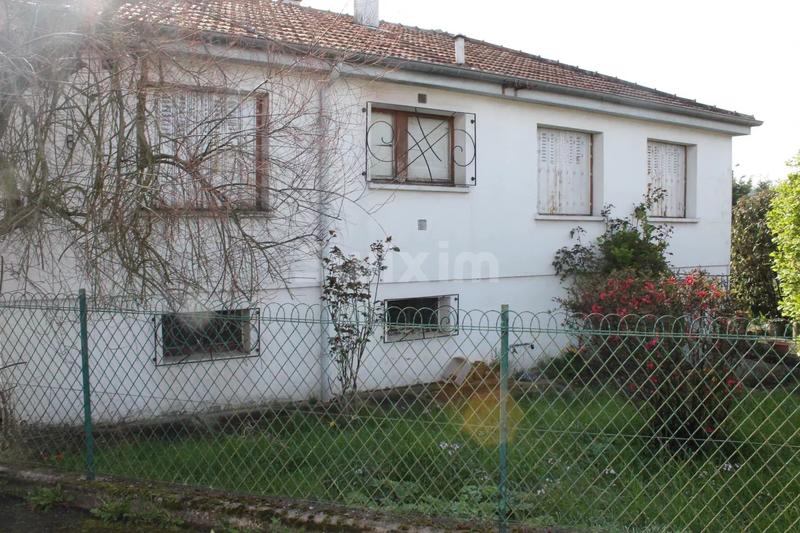 Maison - 95 m² - 5 pièces