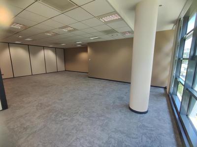 Bureau - 73 m² - 1 pièce