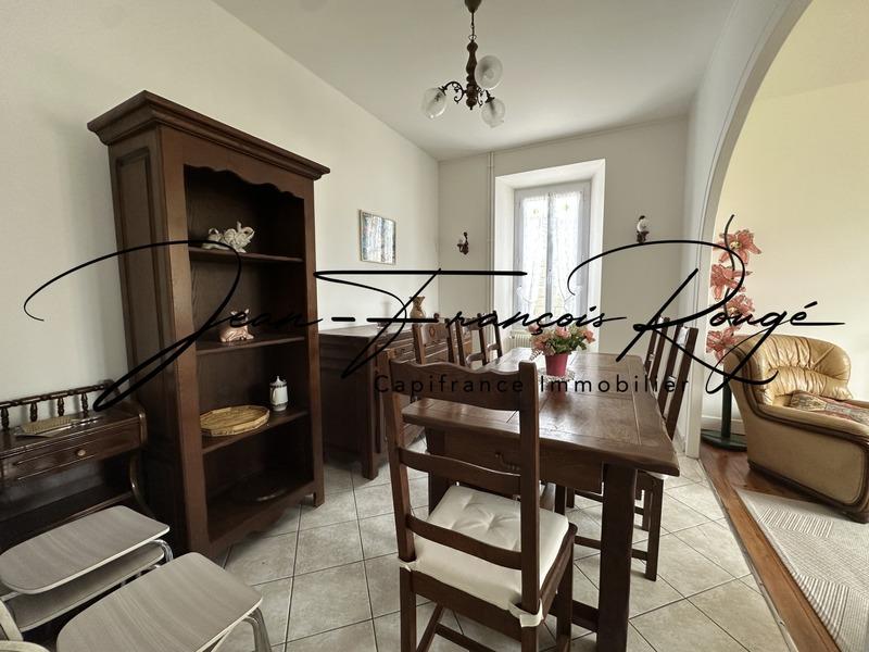 Maison - 145 m² - 7 pièces