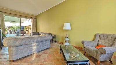 Maison - 252 m² - 8 pièces