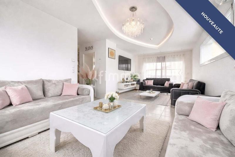 Maison - 117 m² - 6 pièces