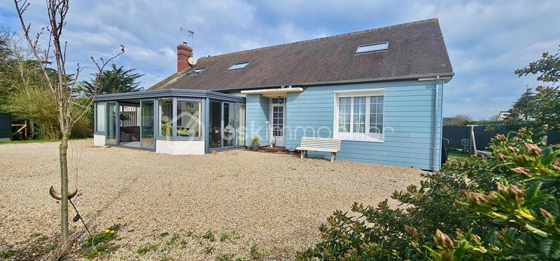 Maison - 210 m² - 9 pièces