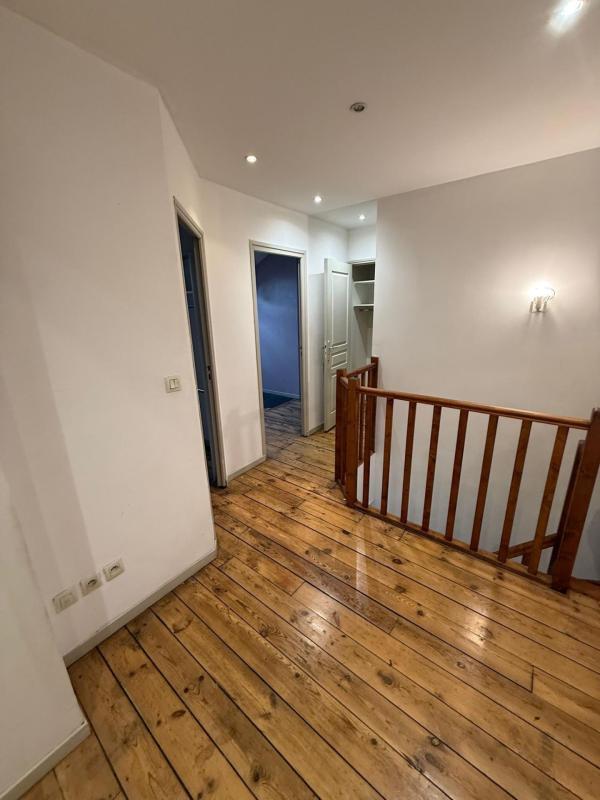 Appartement - 102 m² - 4 pièces