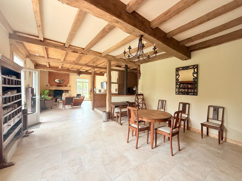 Maison - 177 m² - 5 pièces