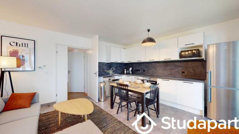 Chambre - 9 m² - 1 pièce