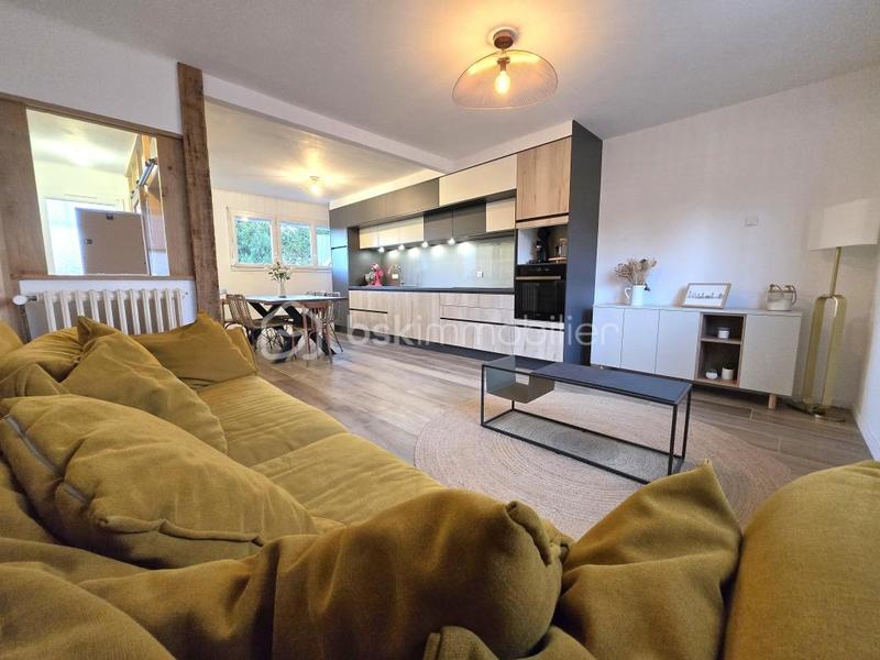 Maison - 95 m² - 5 pièces