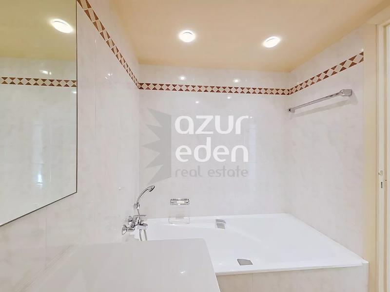 Appartement - 93 m² - 3 pièces