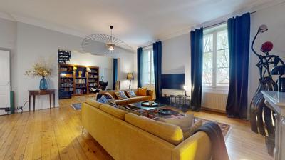 Appartement - 272 m² - 8 pièces