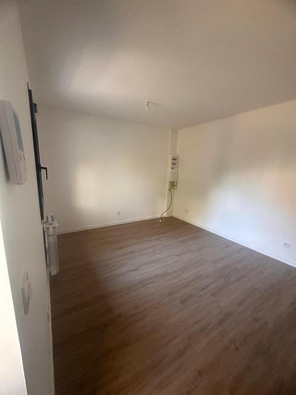 Studio - 20 m² - 1 pièce