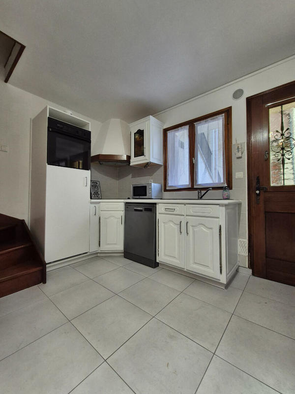 Immeuble - 68 m² - 3 pièces