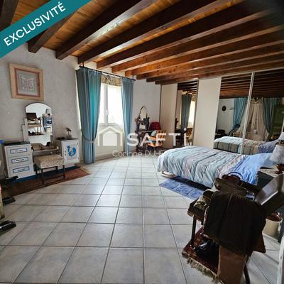 Maison - 160 m² - 7 pièces