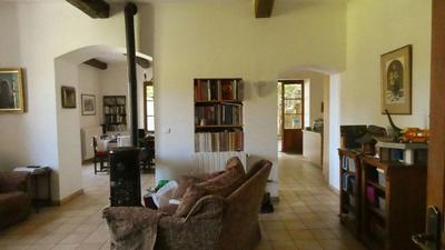 Propriété - 341 m²