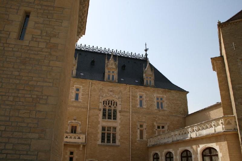 Manoir - 2 400 m² - 50 pièces