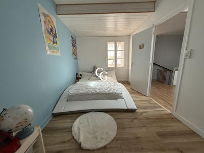 Maison - 145 m² - 6 pièces